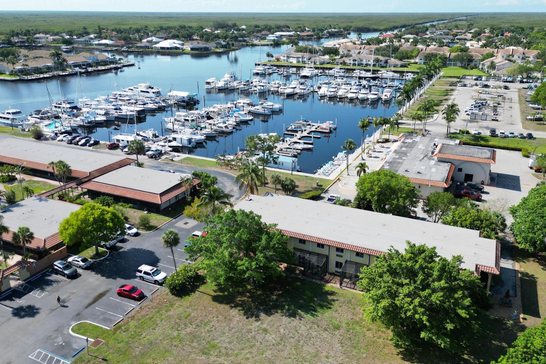 Marina Getaway On The Water! Appartement North North Naples Buitenkant foto