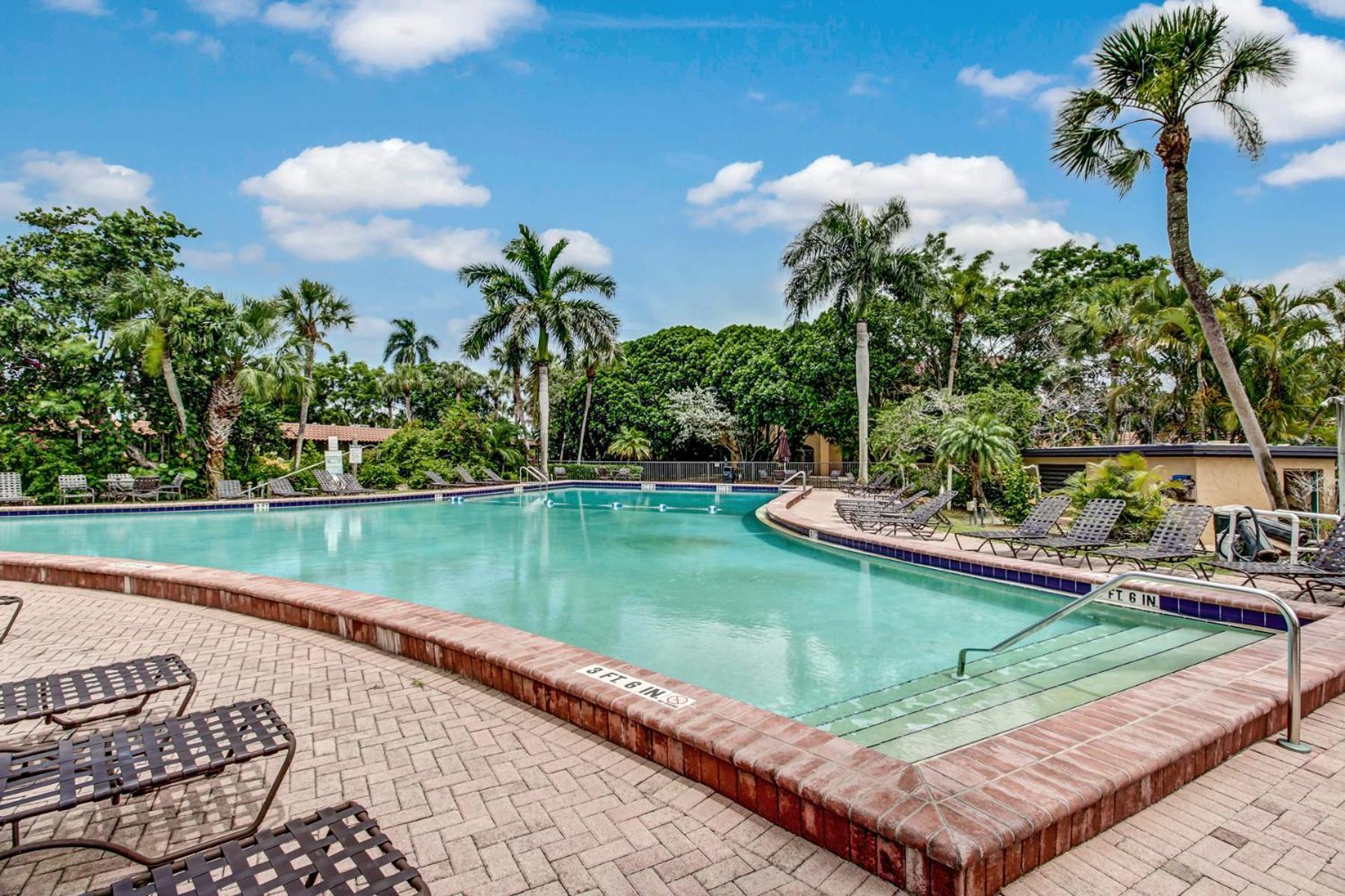 Marina Getaway On The Water! Appartement North North Naples Buitenkant foto