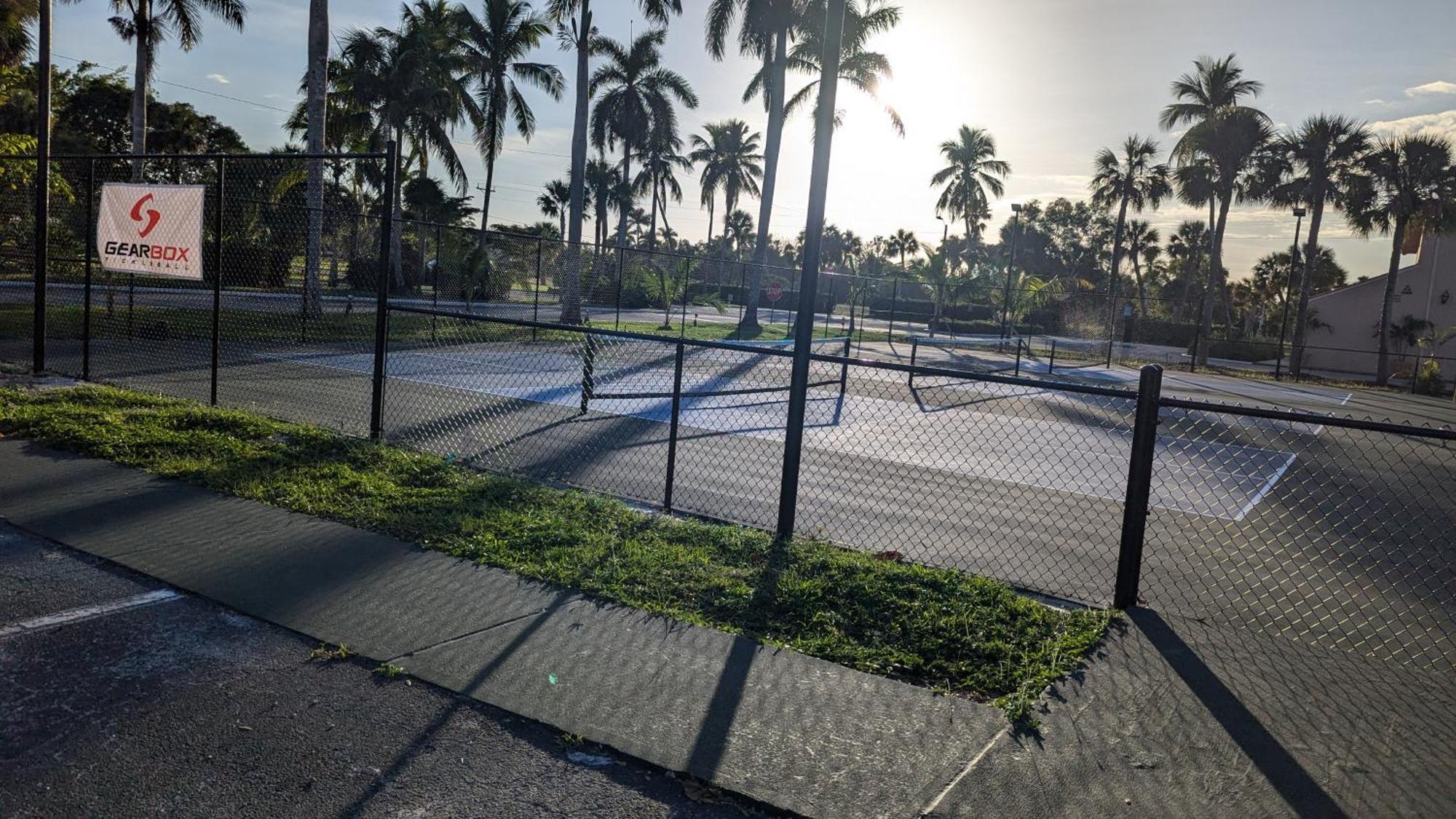 Marina Getaway On The Water! Appartement North North Naples Buitenkant foto