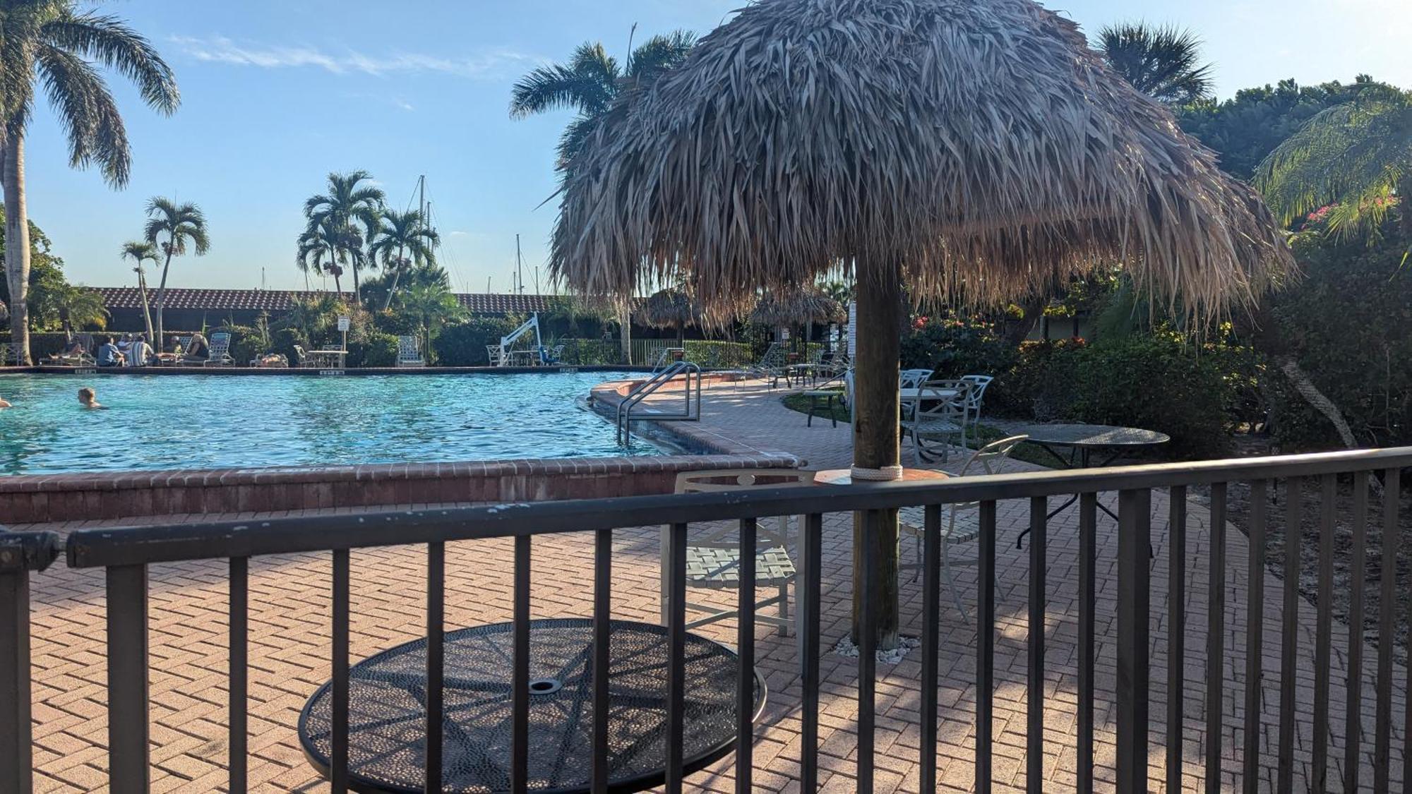 Marina Getaway On The Water! Appartement North North Naples Buitenkant foto